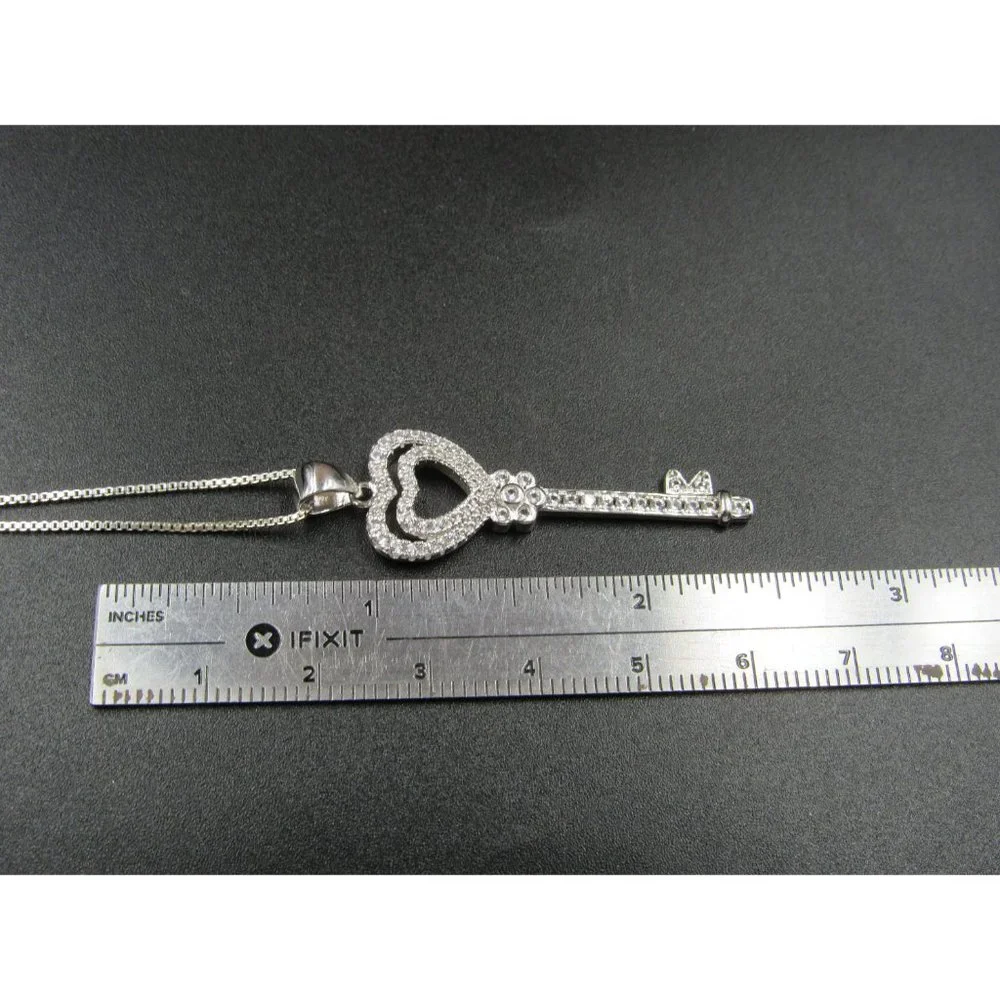 18" Sterling Silver Bright White Sapphire Key Pendant Necklace Vintage - Picture 6 of 7